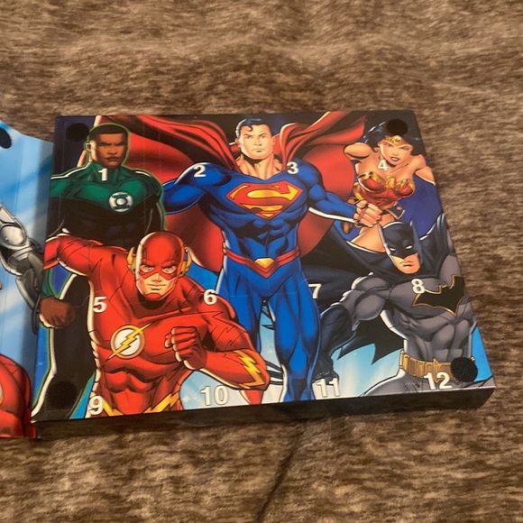 DC Comics Superhero Justice League 12 Days‎ Of Socks Batman Superman Flash - Picture 5 of 5